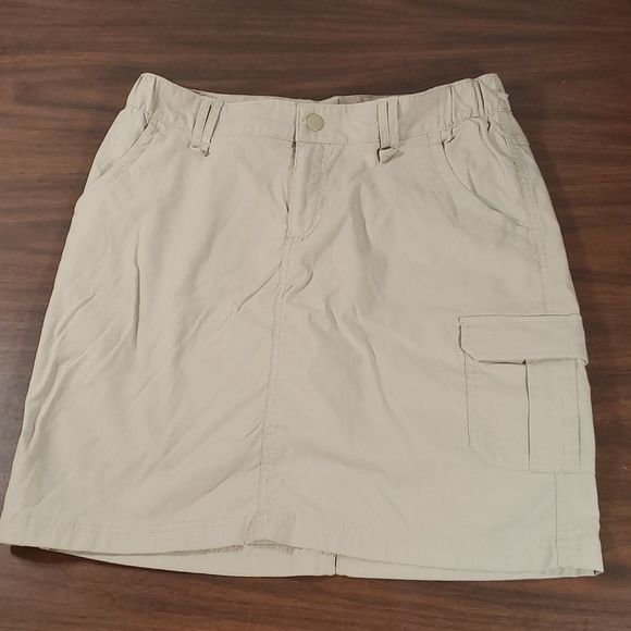Duluth Trading Company Dry on the‎ Fly Woman’s Army Khaki Tan Skort Size 10 - Picture 1 of 7